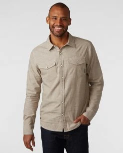 Wholesale 👏 Stio Men's Ashton Chambray 👚 Shirt - Past Season 🛒 37 Wholesale 👏 Stio Men's Ashton Chambray 👚 Shirt - Past Season 🛒 -Stio Sales Shop M Ashton Chambray Shirt Rodeo Dust Chambray 1 eddd7729 8a73 4616 b85a fdce02dc8cd5