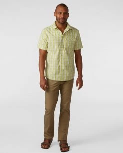 New 🛒 Stio Men's Curtis Camp 👕 Shirt SS 🤩 33 New 🛒 Stio Men's Curtis Camp 👕 Shirt SS 🤩 -Stio Sales Shop M Curtis Camp Shirt SS Forage Green Plaid 3