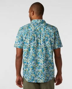 New 🛒 Stio Men's Curtis Camp 👕 Shirt SS 🤩 22 New 🛒 Stio Men's Curtis Camp 👕 Shirt SS 🤩 -Stio Sales Shop M Curtis Camp Shirt SS Rapid Blue Wildflower Print 2