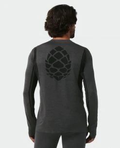 Deals 🌟 Stio Men's Basis® Seamless Tech Crew 🌟 31 Deals 🌟 Stio Men's Basis® Seamless Tech Crew 🌟 -Stio Sales Shop M Full Range Seamless Crew LS Boundary Black Heather 3