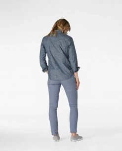 Best Pirce 👏 Stio Women's Ashton Chambray 👕 Shirt - Past Season 👏 39 Best Pirce 👏 Stio Women's Ashton Chambray 👕 Shirt - Past Season 👏 -Stio Sales Shop W Ashton Chambray Shirt Dark Chambray 4 ce33ef92 c561 48bf b56a 4ab330406ed1