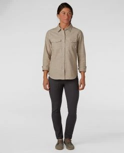 Best Pirce 👏 Stio Women's Ashton Chambray 👕 Shirt - Past Season 👏 29 Best Pirce 👏 Stio Women's Ashton Chambray 👕 Shirt - Past Season 👏 -Stio Sales Shop W Ashton Chambray Shirt Rodeo Dust 3 87dd338f 08a7 4cdb 94f8 fb56321f8ce6